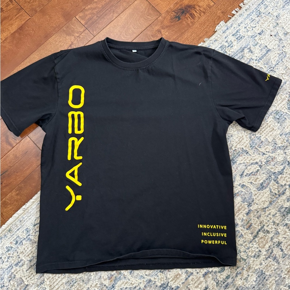 Yarbo Men’s 2XL Graphic T-Shirt Black Streetwear Tech Logo Tee